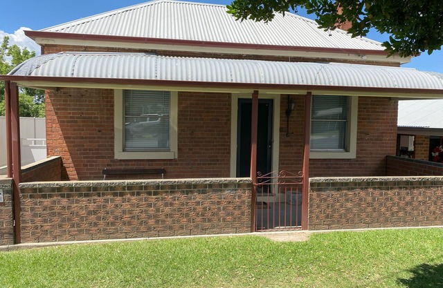 Strawberry Tree Cottage