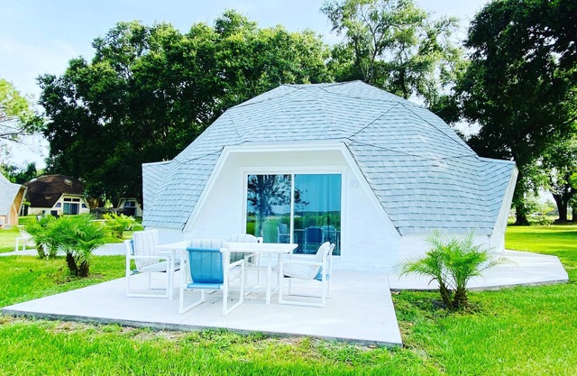 Studio 02 - Lake Sumner