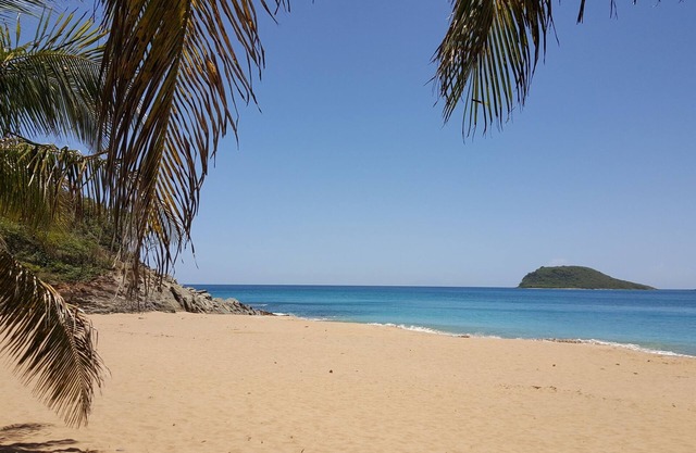 STUDIO 38M2,SPA,GREEN LANDSCAPEQUIET IDEALLY LOCATED IN THE CENTER OF THE ISLAND