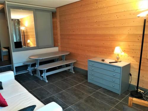 Studio 4 pers, balcon sud, au pied des pistes - FR-1-292-75
