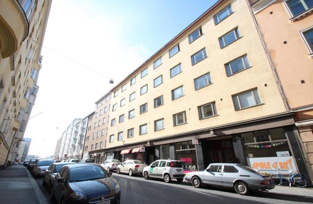 Studio apartment in Kamppi, Helsinki - Lönnrotinkatu 41