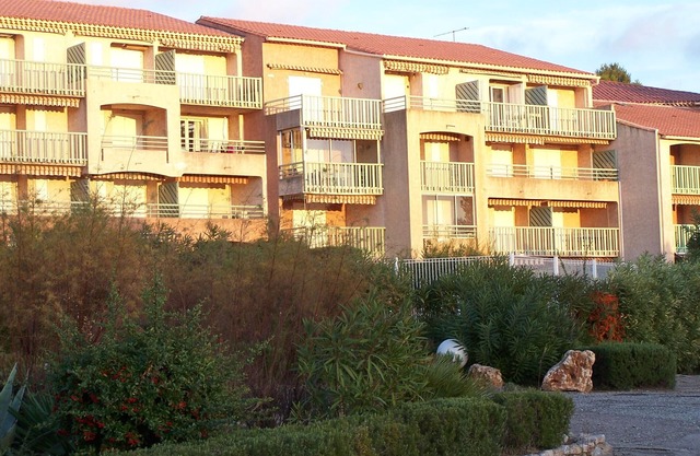 Studio cabin, sea view in Agay, 2 * for 2 adults + 2 children