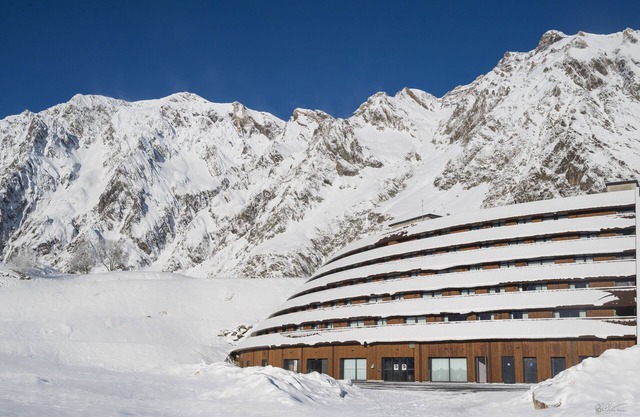 Studio cosy au pied des pistes | Piscine + sauna