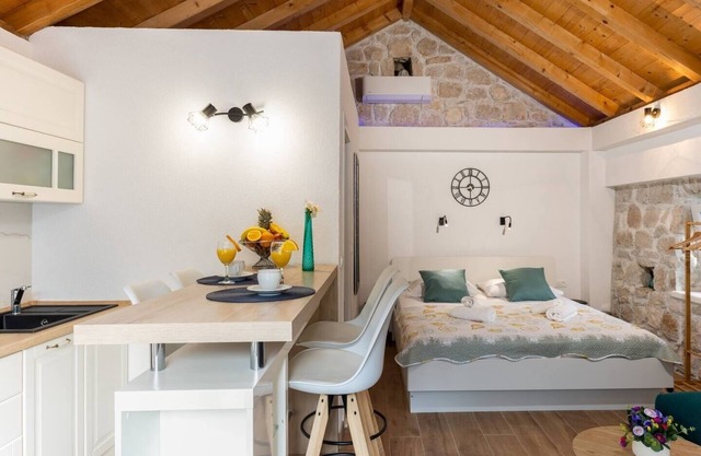 Studio flat near beach Prožurska Luka, Mljet (AS-22336-a)