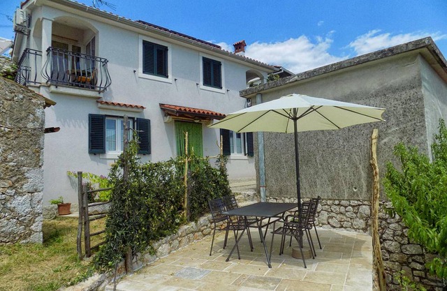 Studio flat with terrace and sea view Zagore, Opatija (AS-13277-b)