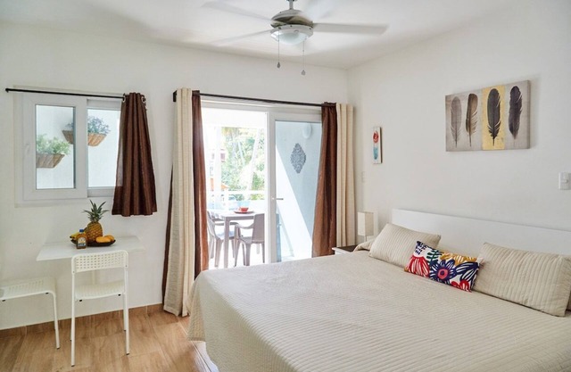 Studio in Cabarete Center, 2 minutes to Beach, Walk to Everything!
