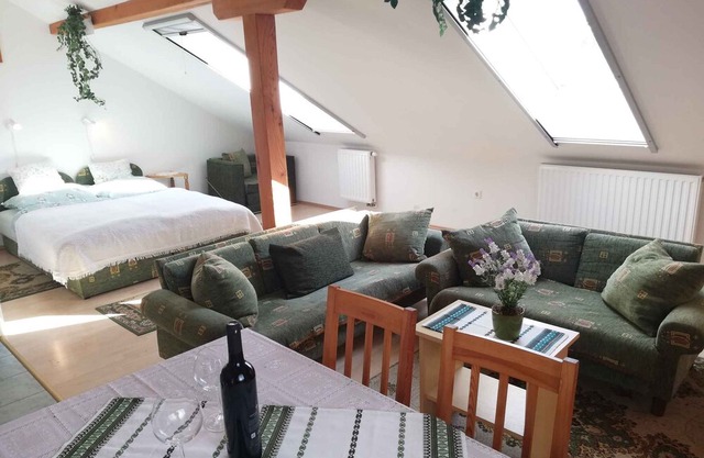 Studio In the city center, only 150 meters from the thermal baths