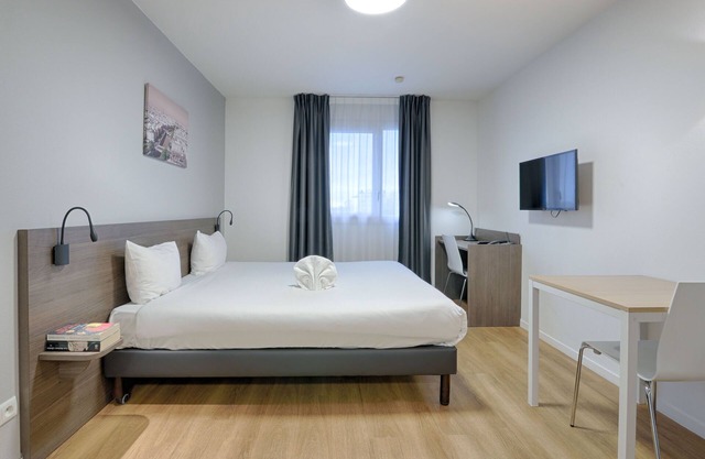 Studio moderne à 30 min du centre de Paris en RER