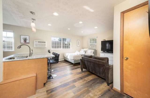 Studio near OSU Summa