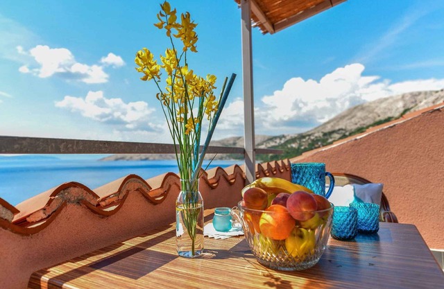 Studio With air conditioning and sea view