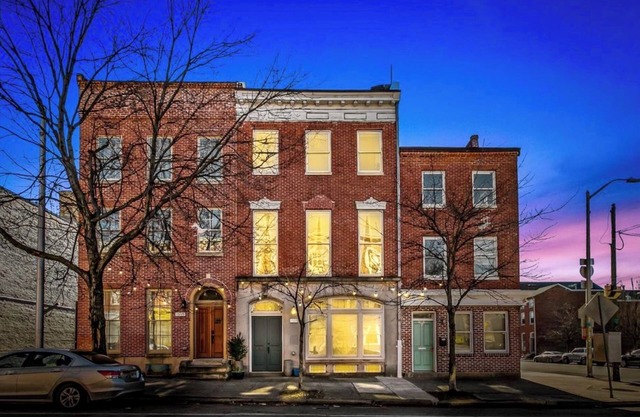Stunning 1BR Apt. In Historic Row Home w/Parking