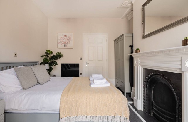 Stunning 2 Bed in the Centre of Cheltenham