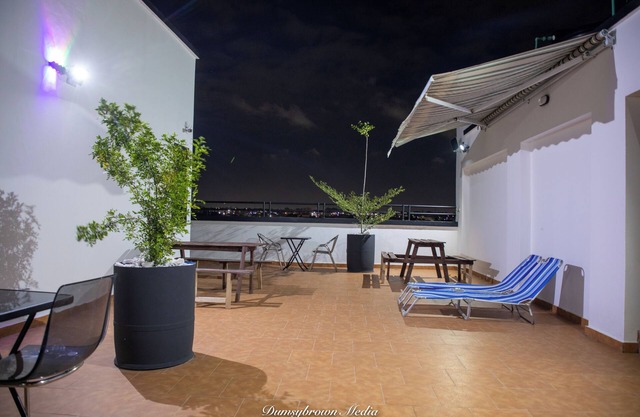 Stunning 2-bedroom Furnished Apartment in Accra