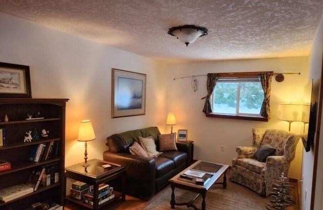 Stunning 2BR cottage on Vancouver Island in Natural Adventure Paradise!