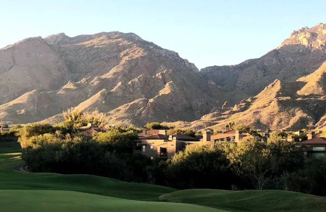 Stunning foothills location! Hike Bike Golf Relax