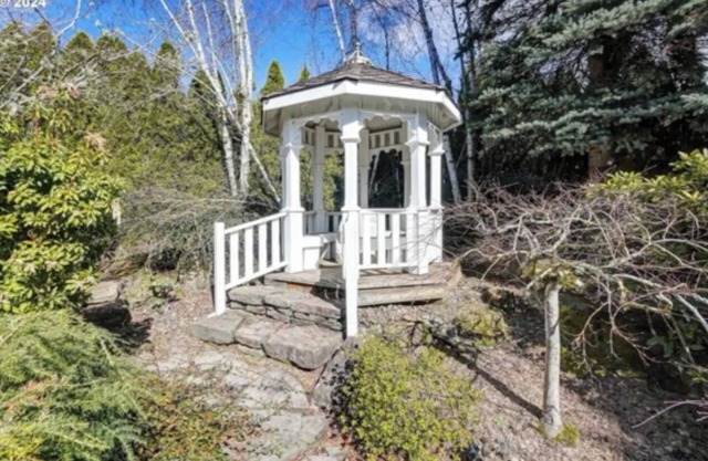 Stunning Former Street Of Dream