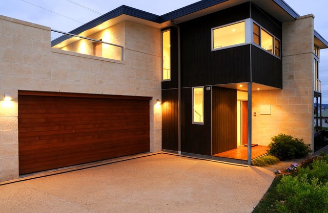 Stunning four bedroom home 100m from Marengo Beach with expansive ocean view