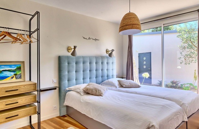 Stunning villa for 6 people with WIFI, private pool, TV and terrace