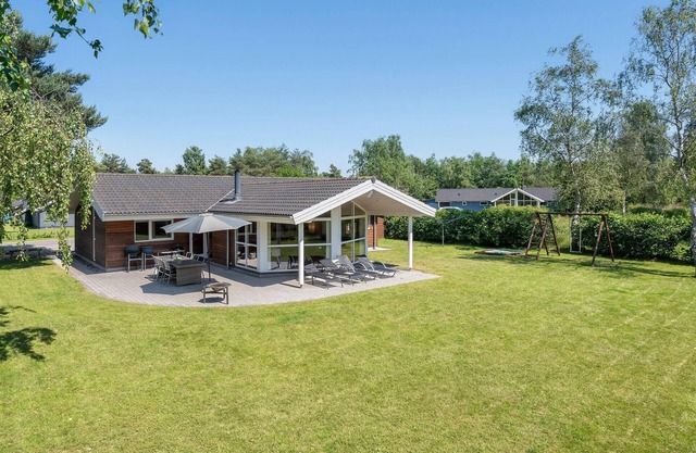 Stunning home in Væggerløse with sauna