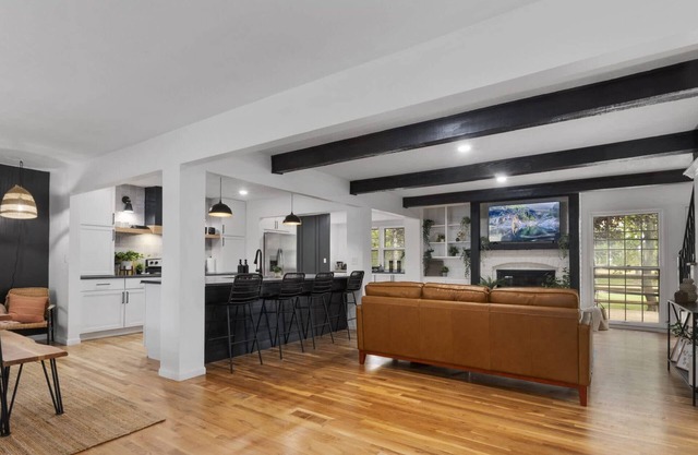 Stunning Home|Modern|4 Bed|Golf Course Views