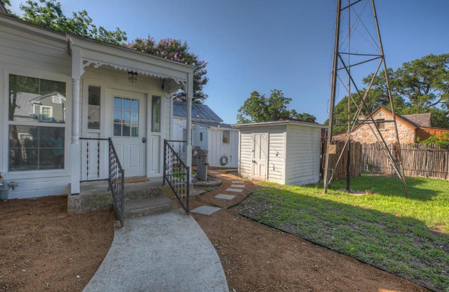 Stunning Home with Hot Tub & Grill Just 2 Blks from Main St!