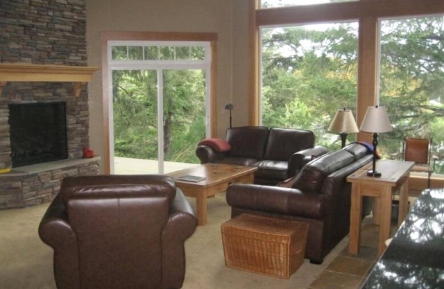 Stunning Lodge-Like 4500 Sq Ft. Custom Home