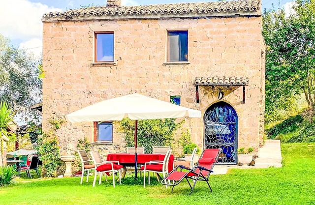 Stunning private villa for 7 guests with WIFI and pets allowed