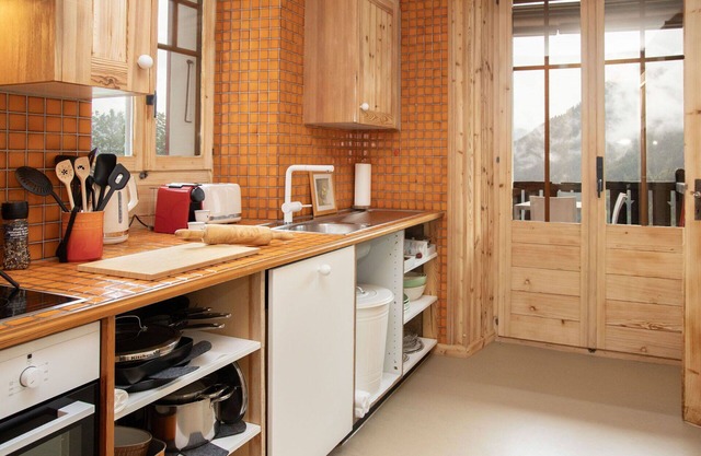 Stunning private villa for 8 people with WIFI, TV and patio