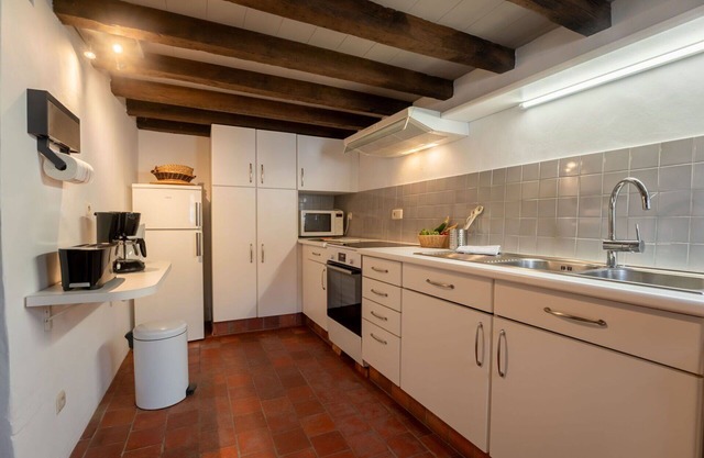 Stunning private villa for 12 people with WIFI, TV, terrace and pets allowed