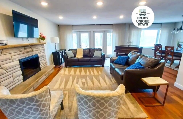 Stunning Ranch in the woods!