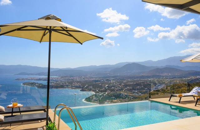 Stunning sea views, close to Elounda!