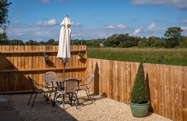 Stunning villa for 4 guests with WIFI and TV