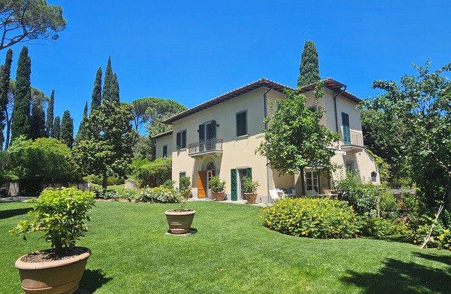 Stunning Villa overlooking Florence