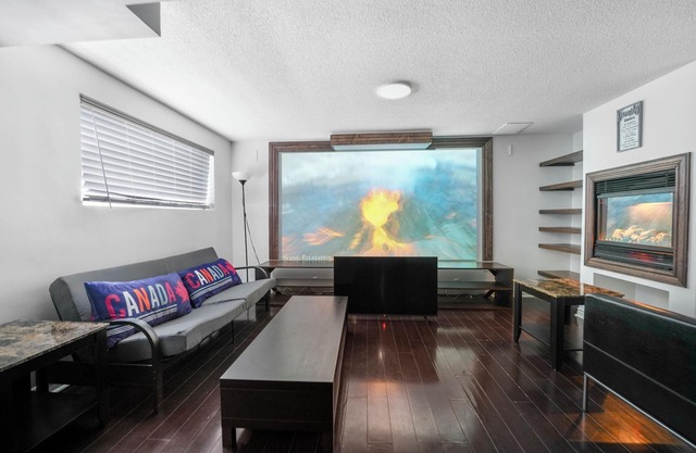 Stylish 1 bedroom basement unit with renovated bathroom & in-suit Jacuzzi.