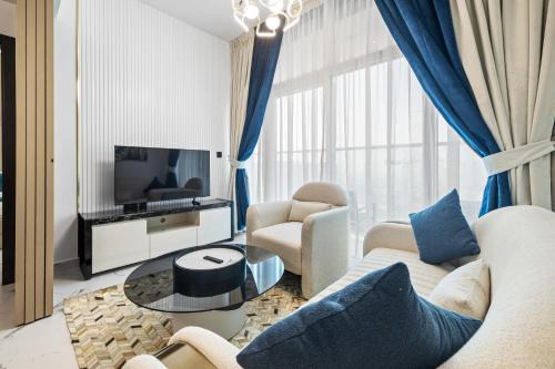 Stylish 1BR with private pool at opalz by Danube