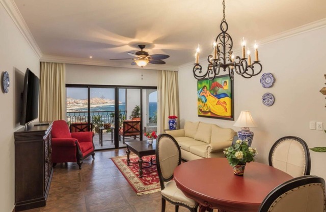 Stylish 2BR Condo with Hot Tub & Tennis Court in Cabo San Lucas