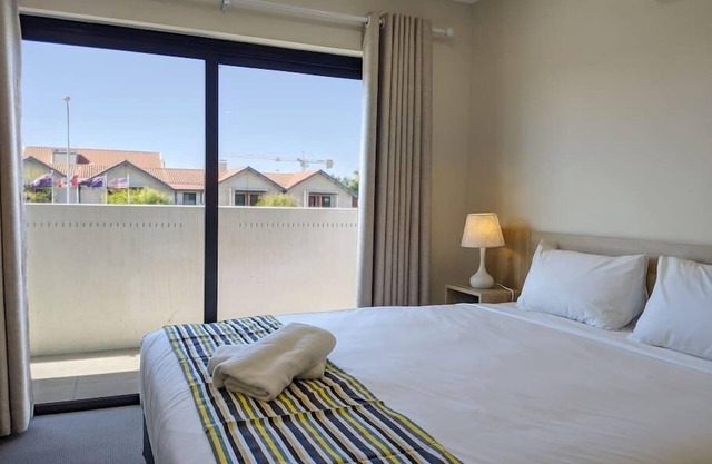 Stylish 3 bedroom apartment with city view in Windsor, Brisbane