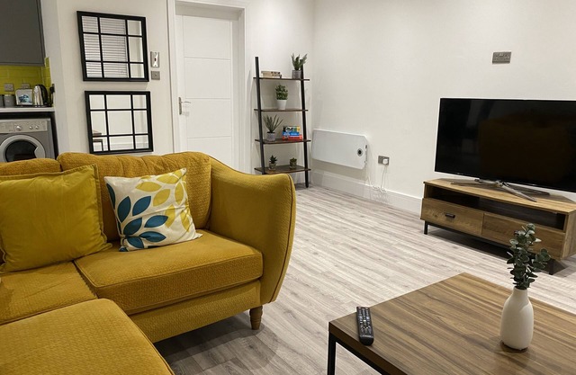 Stylish 3beds Nystyle Apt - Parking, Self Check-in