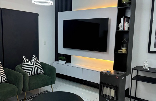 Stylish Apartment near Monte Casino