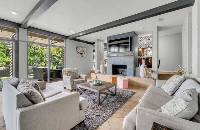 Stylish Austin Escape | Pool | Yard | Sleeps 20