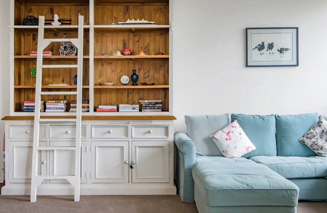 Stylish Canberra Stay -Sauna ,Pool ,Gym,Balcony