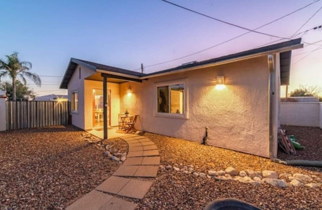 Stylish & Cozy/1 BR 1 BA/Casita/Parking