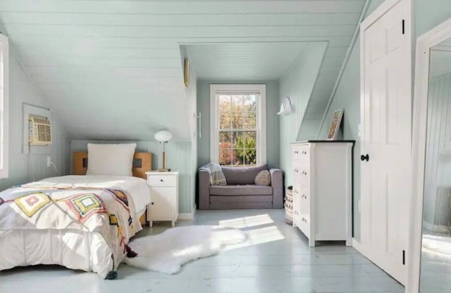 Stylish Mid-century Modern Berkshires Cape