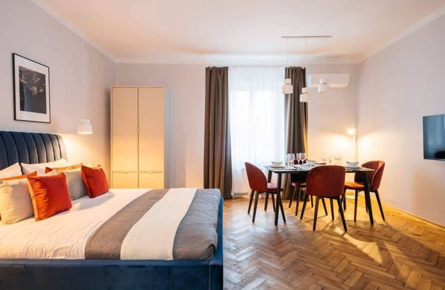 Stylish Penthouse Apartment with Main Square view