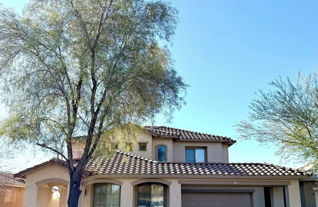 Stylish & Spacious Retreat Near Surprise Stadium - Room to Spread Out!