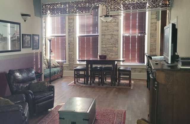 Stylish Wamego condo!