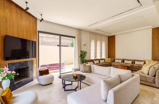 Sublime "villa A" Marrakech 3km center/4 place Jemaa El fna & 5km airport.