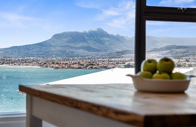 Suikerbossie 83 - One Bedroom Apartment, Sleeps 2