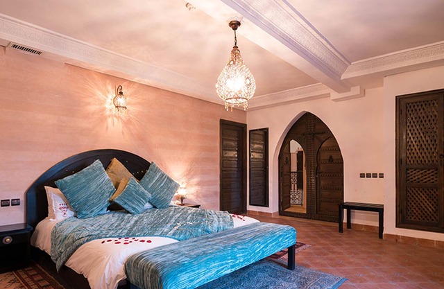 Suite "turquoise" Avec Terrasse Et Vue Piscine