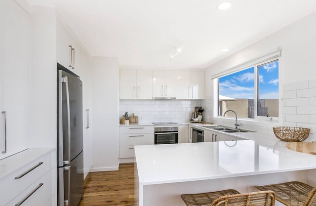 Suited for multiple families to enjoy a slice of Port Fairy